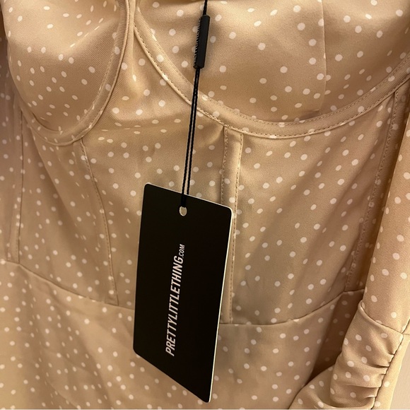 NWT PrettyLittlething Stone Polka Dot Binding Detail Ruched Hem Bodycon Dress - Picture 7 of 7